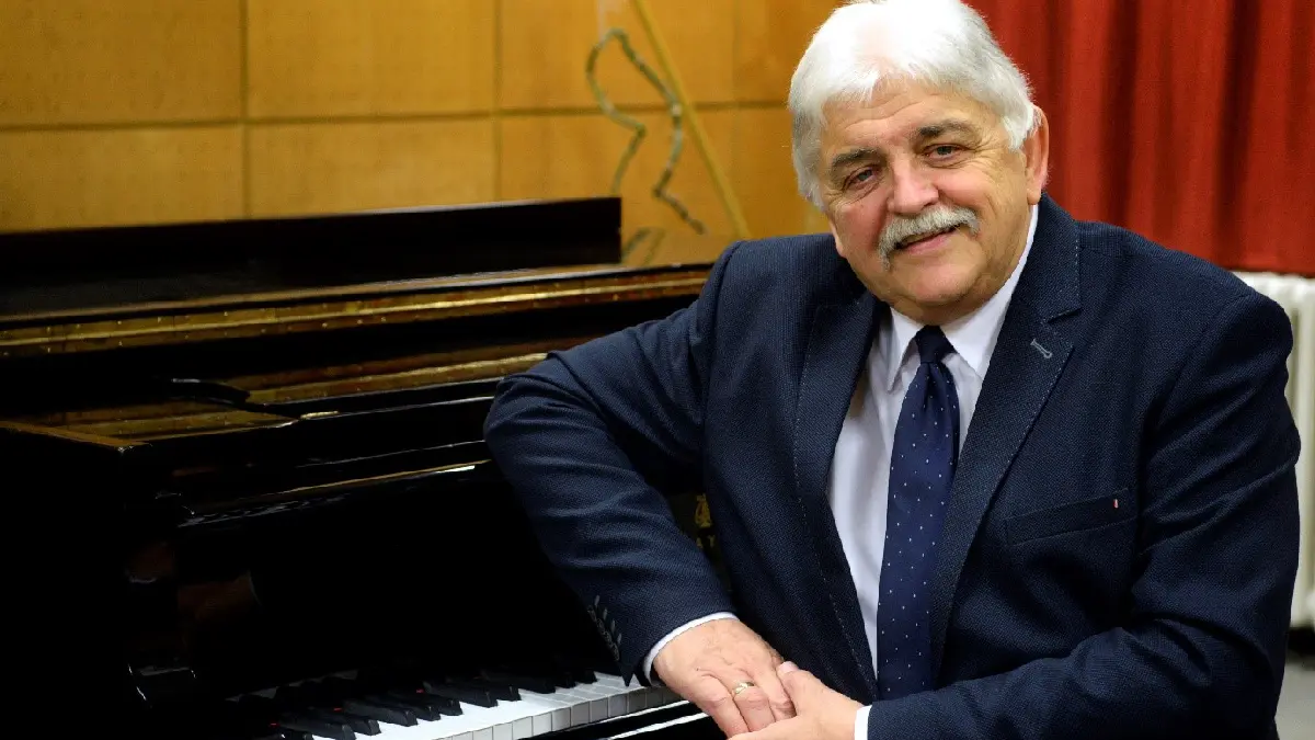 Duffek Mih&aacute;ly